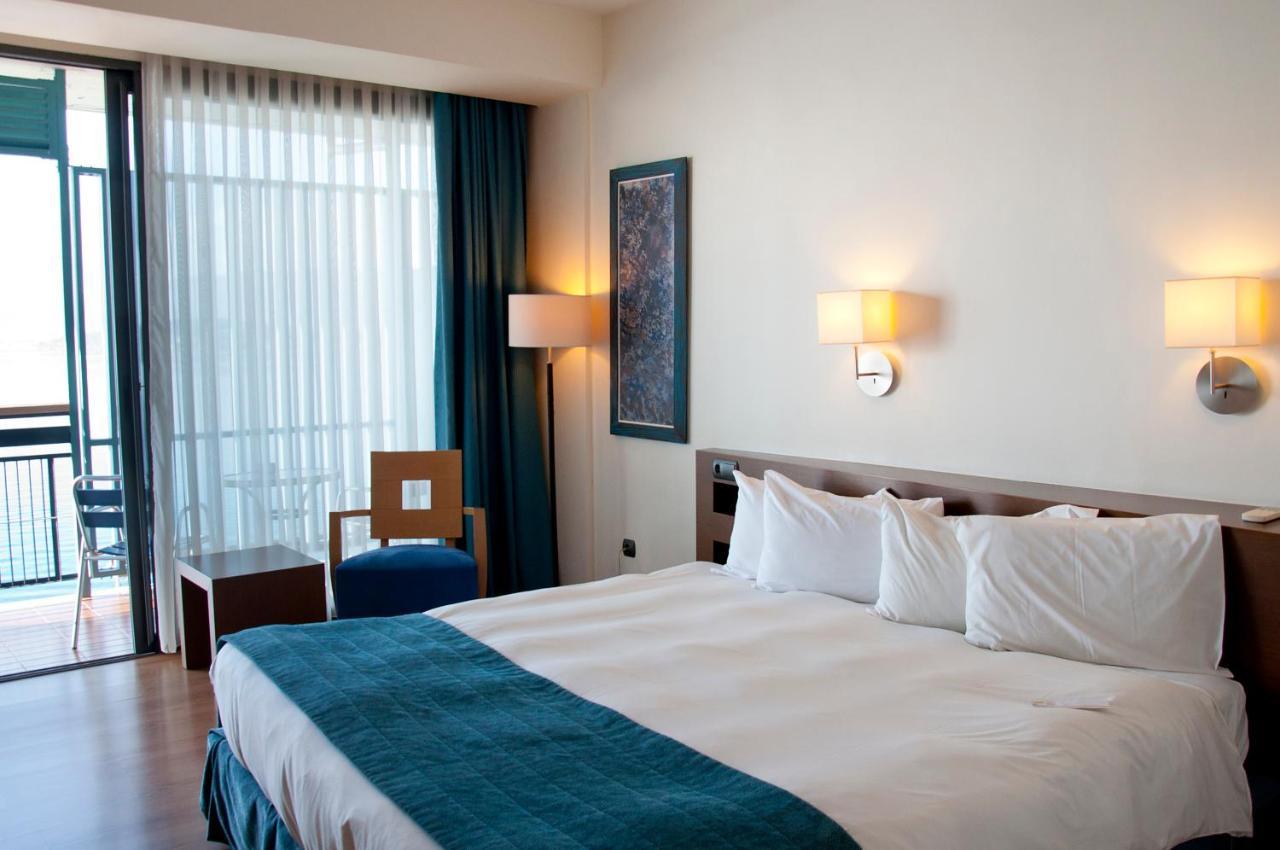 Single Room Sea View,692714703:JPEG