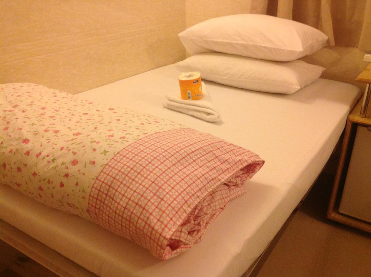 Deluxe Single Room,1590405178:JPEG