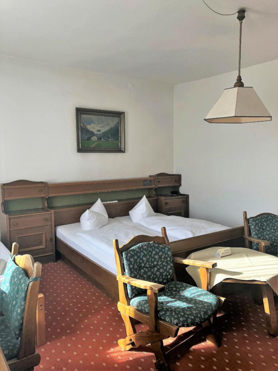 Grand Standard Room,789804489:JPEG