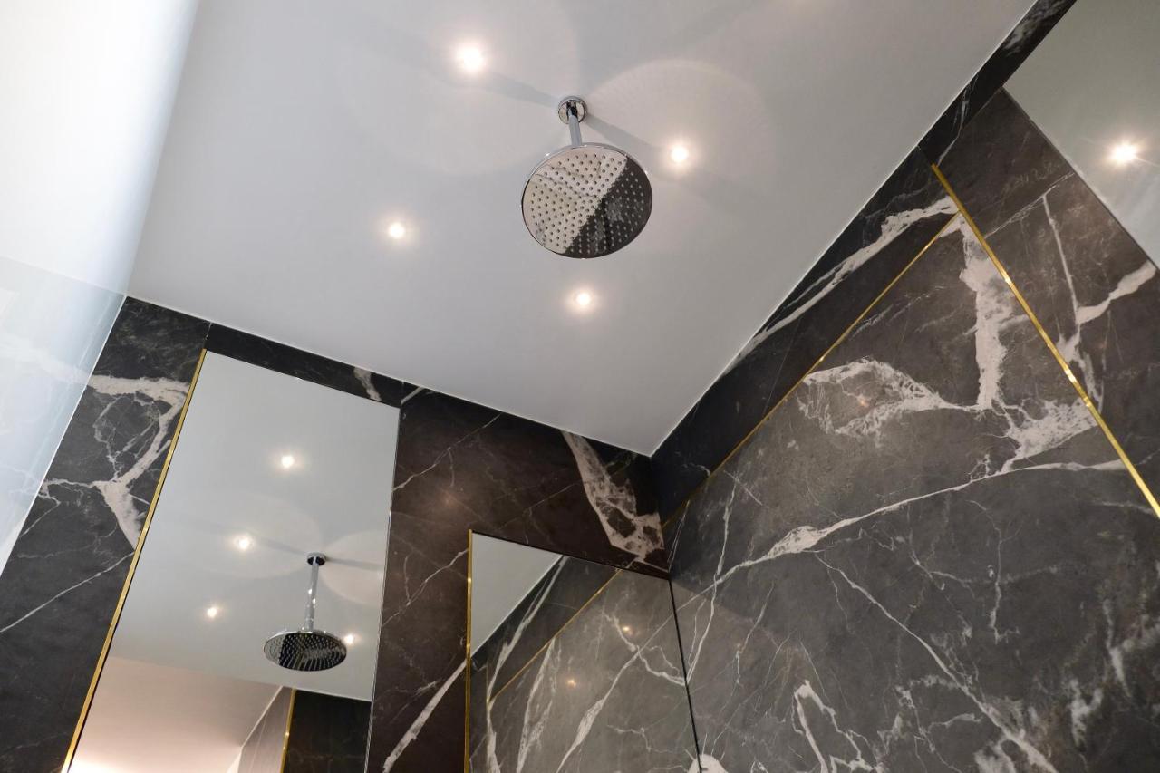 Suite Spa Bath