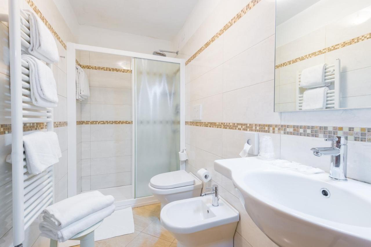 Superior Double Room Canal View