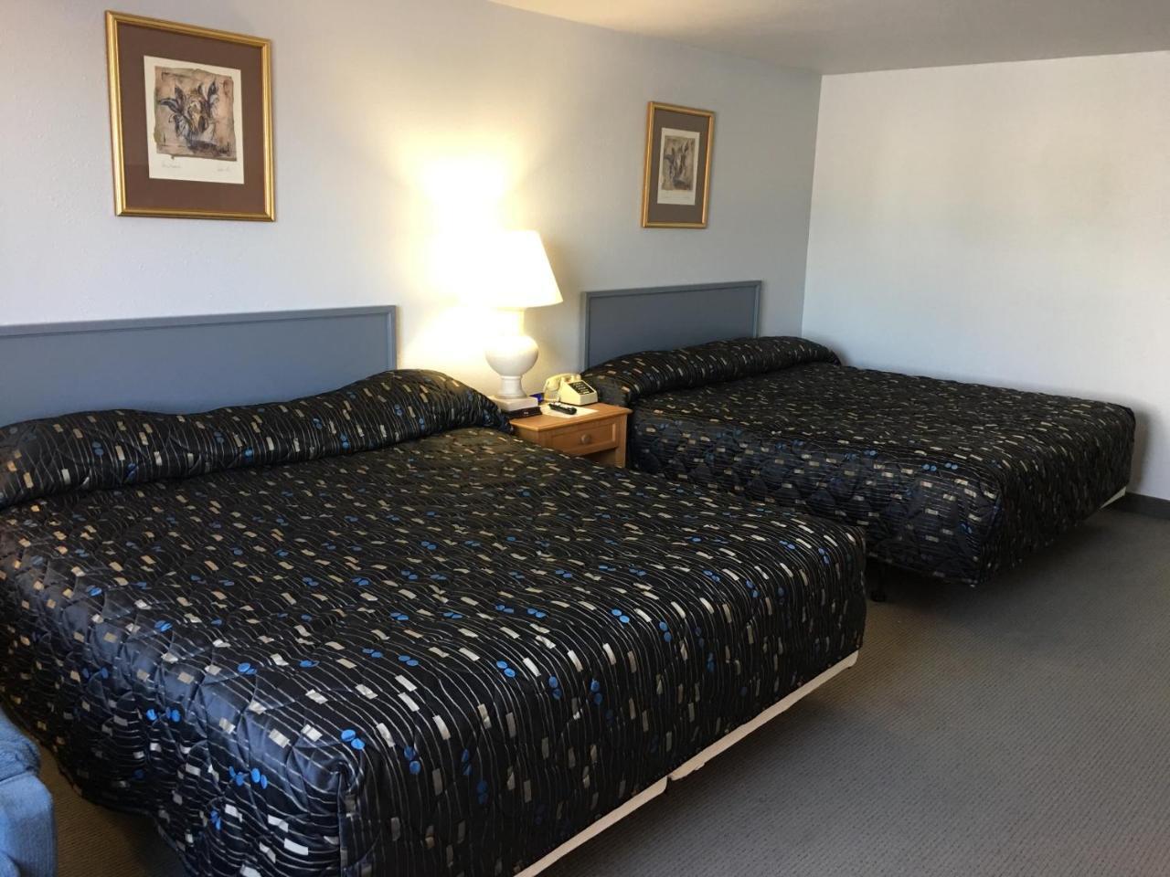 King Room with Two King Beds