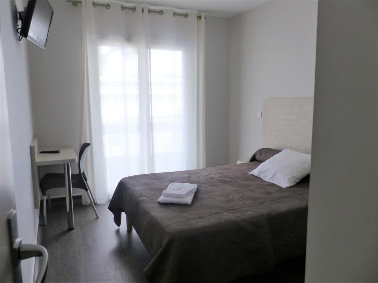 Double Room,645944559:JPEG
