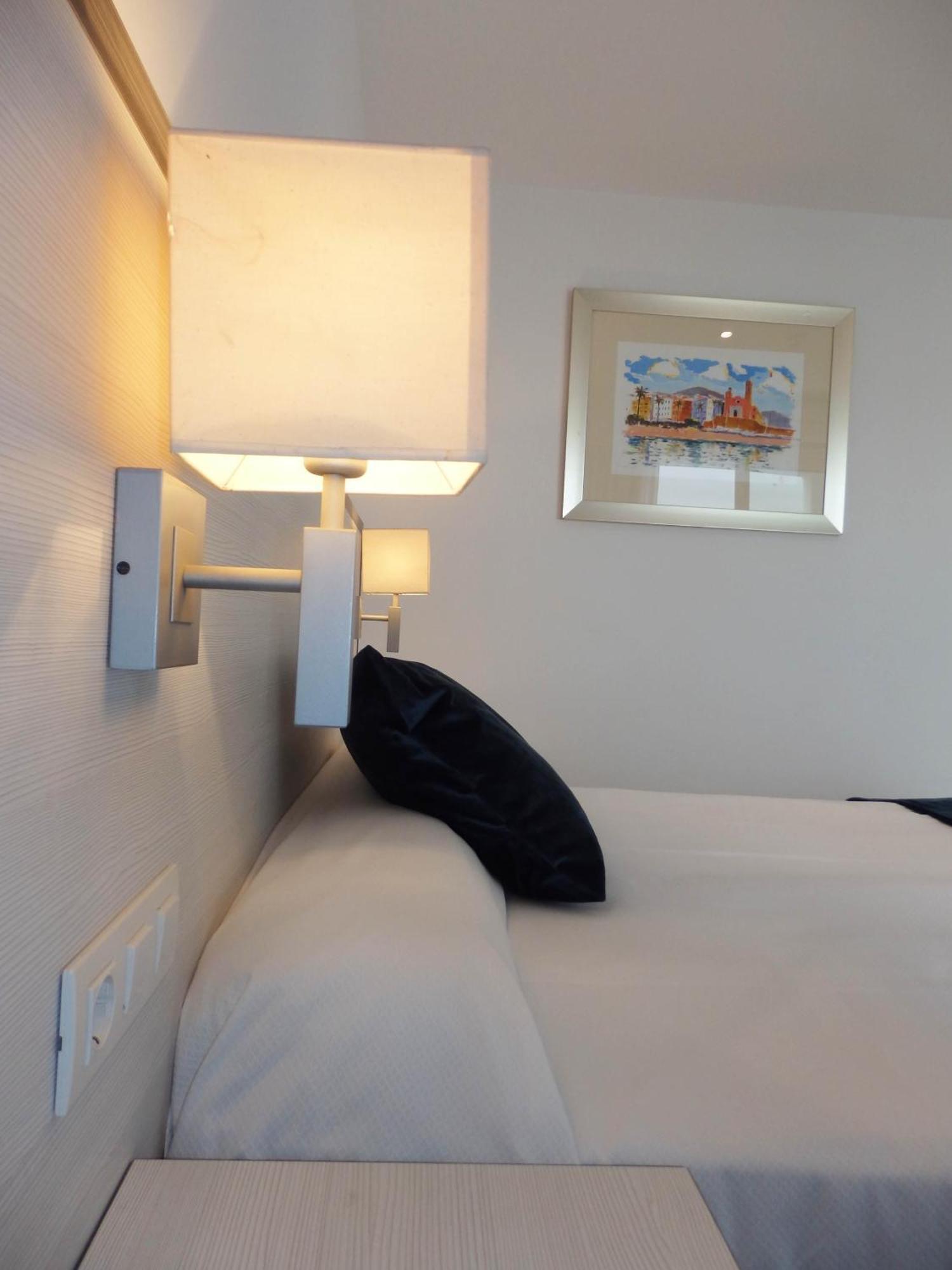 Economy Twin Room