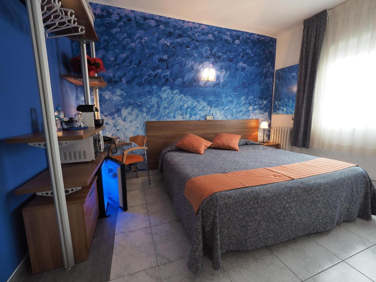 Double or Twin Room Street View