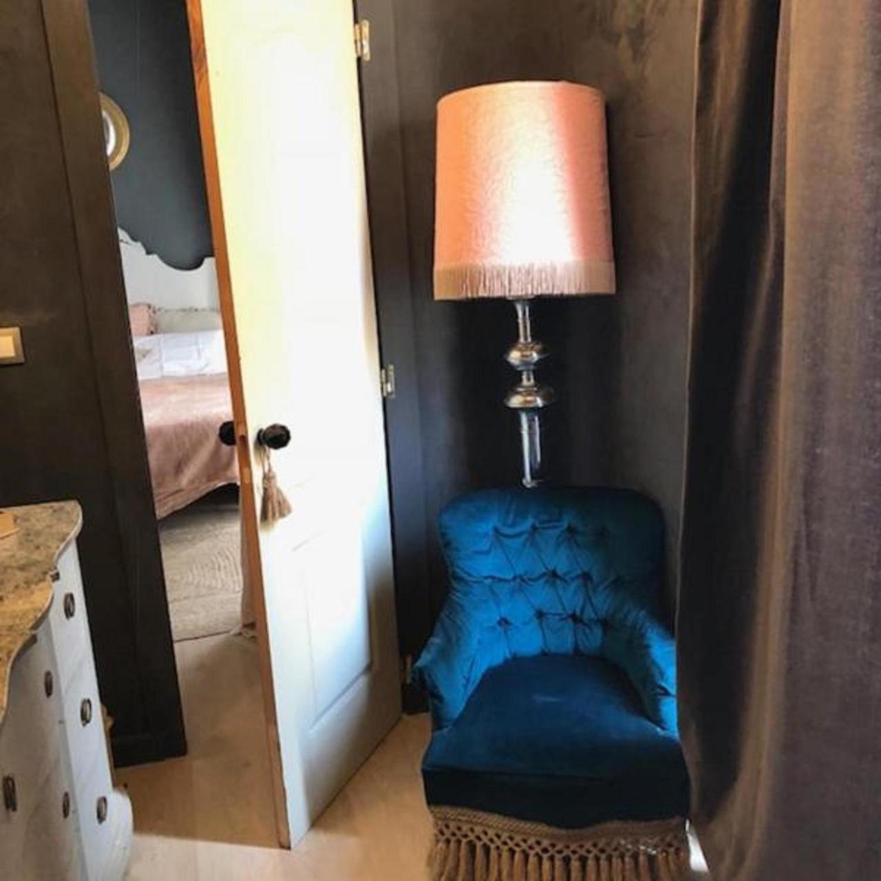Double Room with Private Bathroom,742789936:JPEG