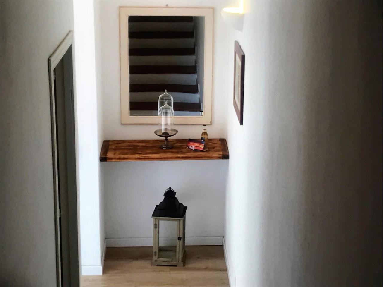 Two-Bedroom Apartment Split Level,742928245:JPEG