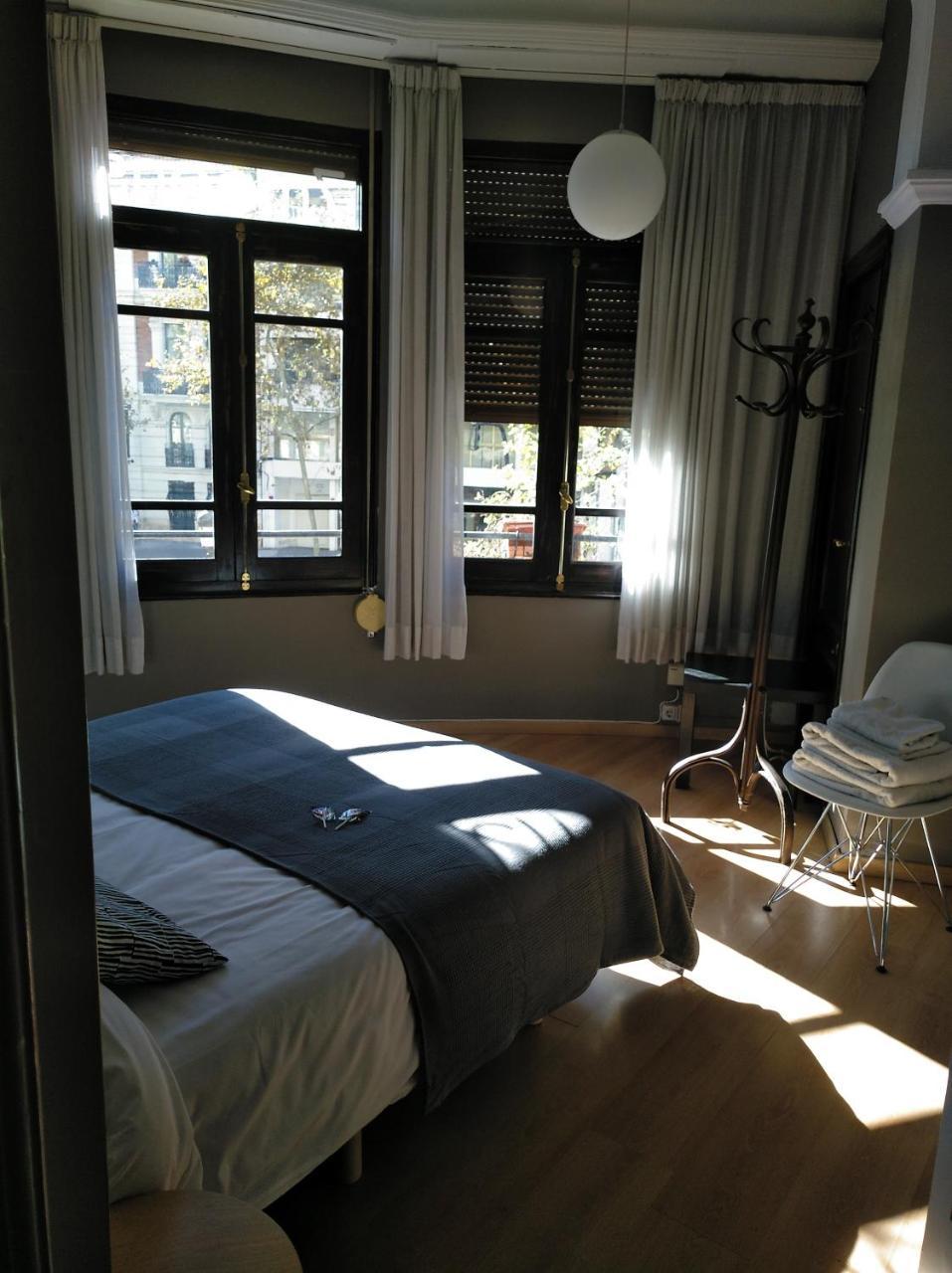 Queen Room,743561275:JPEG