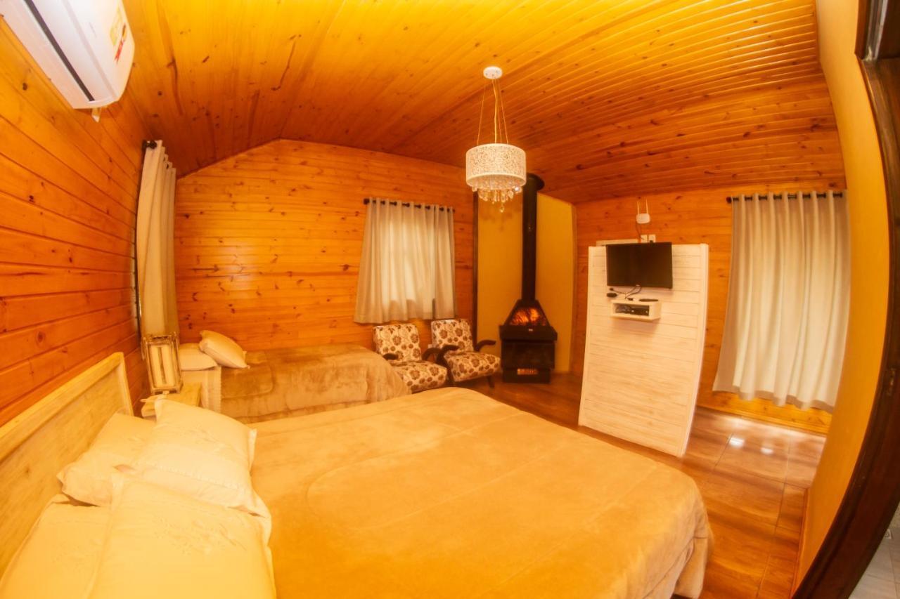 Triple Room Bath,743746282:JPEG