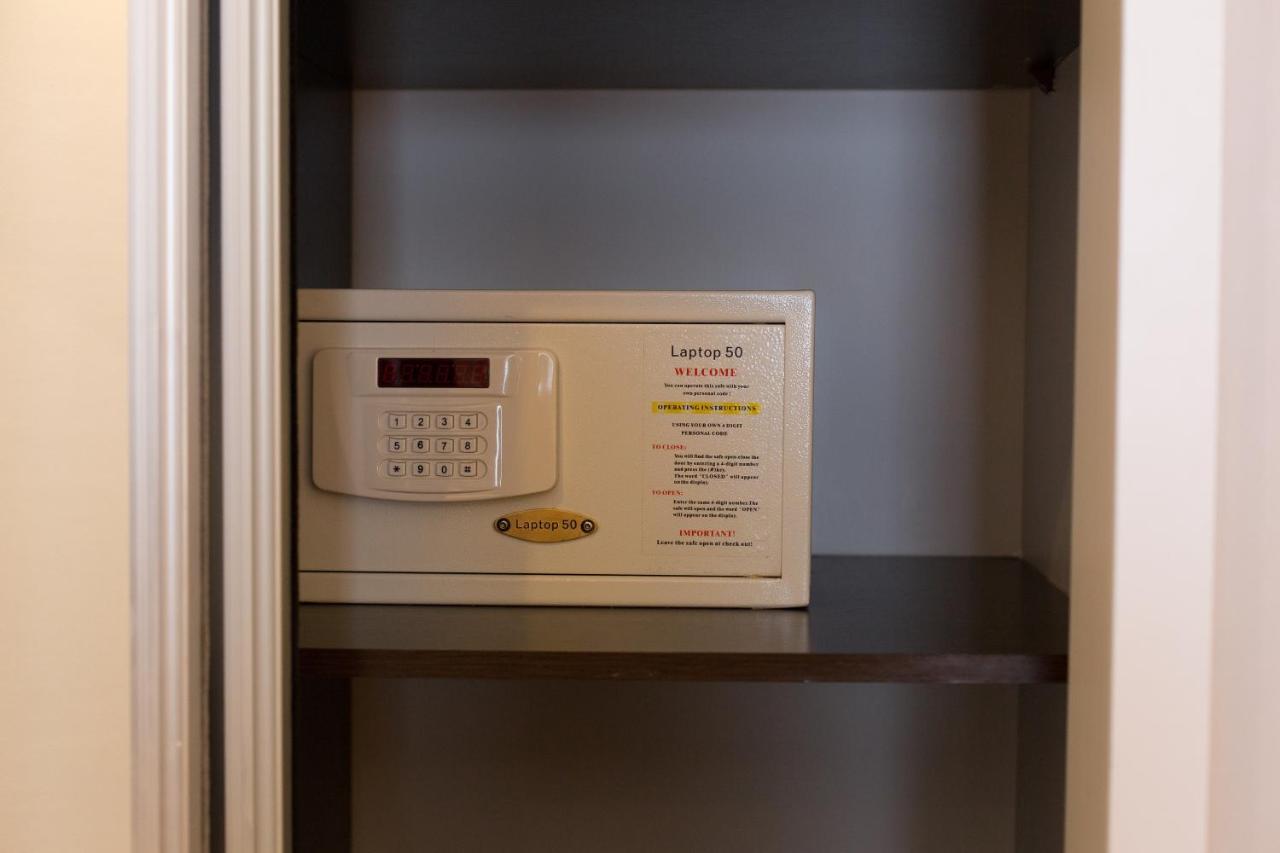 One-Bedroom Apartment,1594682800:JPEG