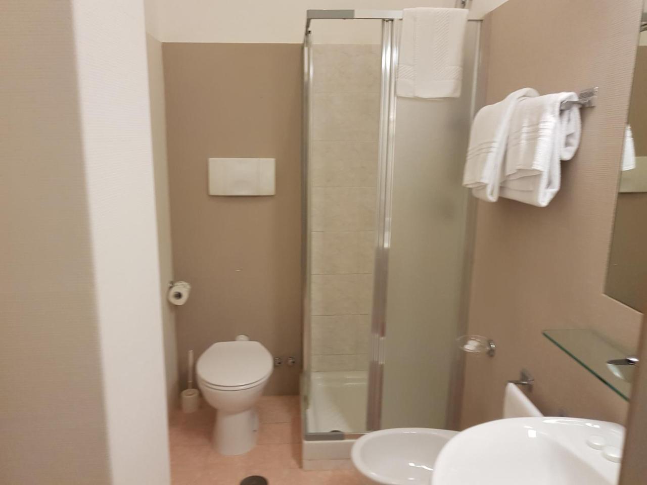 Standard Single Room,775225243:JPEG