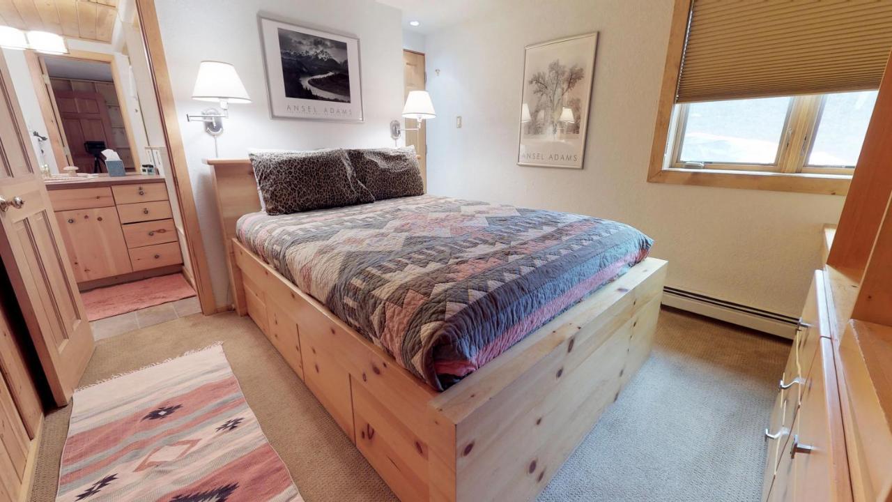Junior Two-Bedroom Apartment