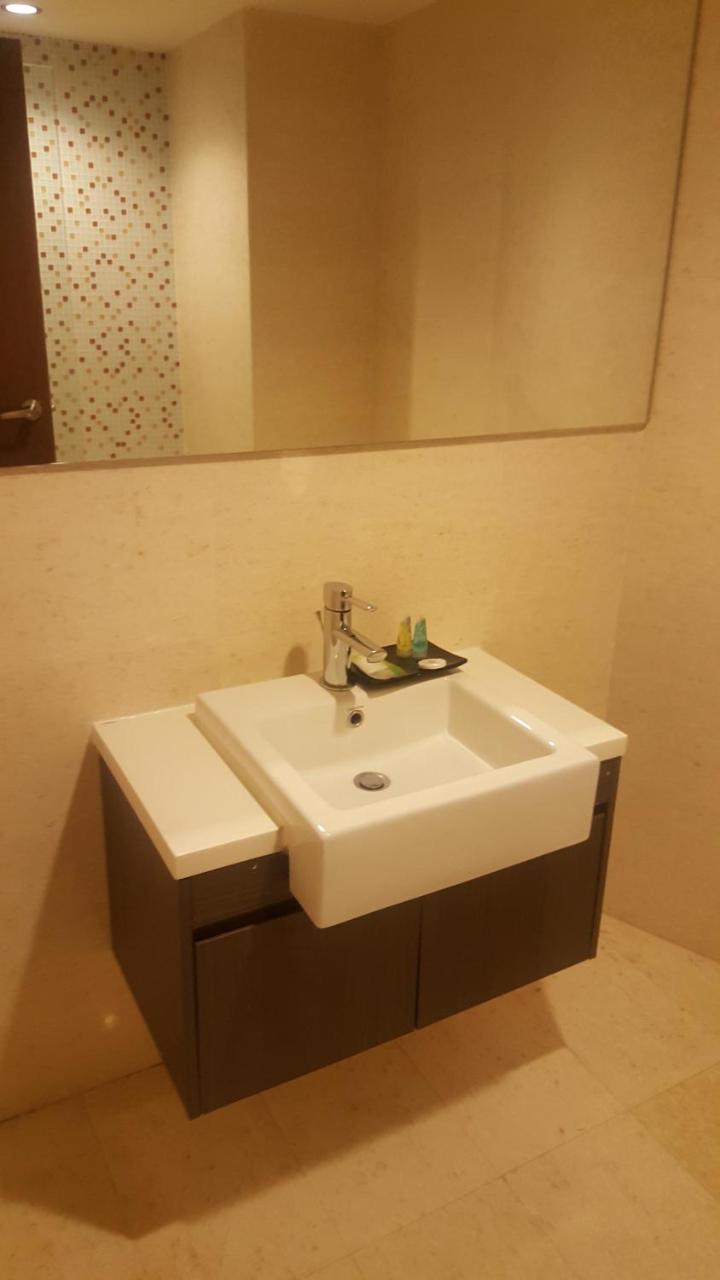 Three-Bedroom Apartment,1039714102:JPEG