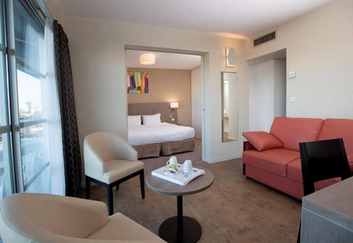 One-Bedroom Twin Suite,139065654:JPEG