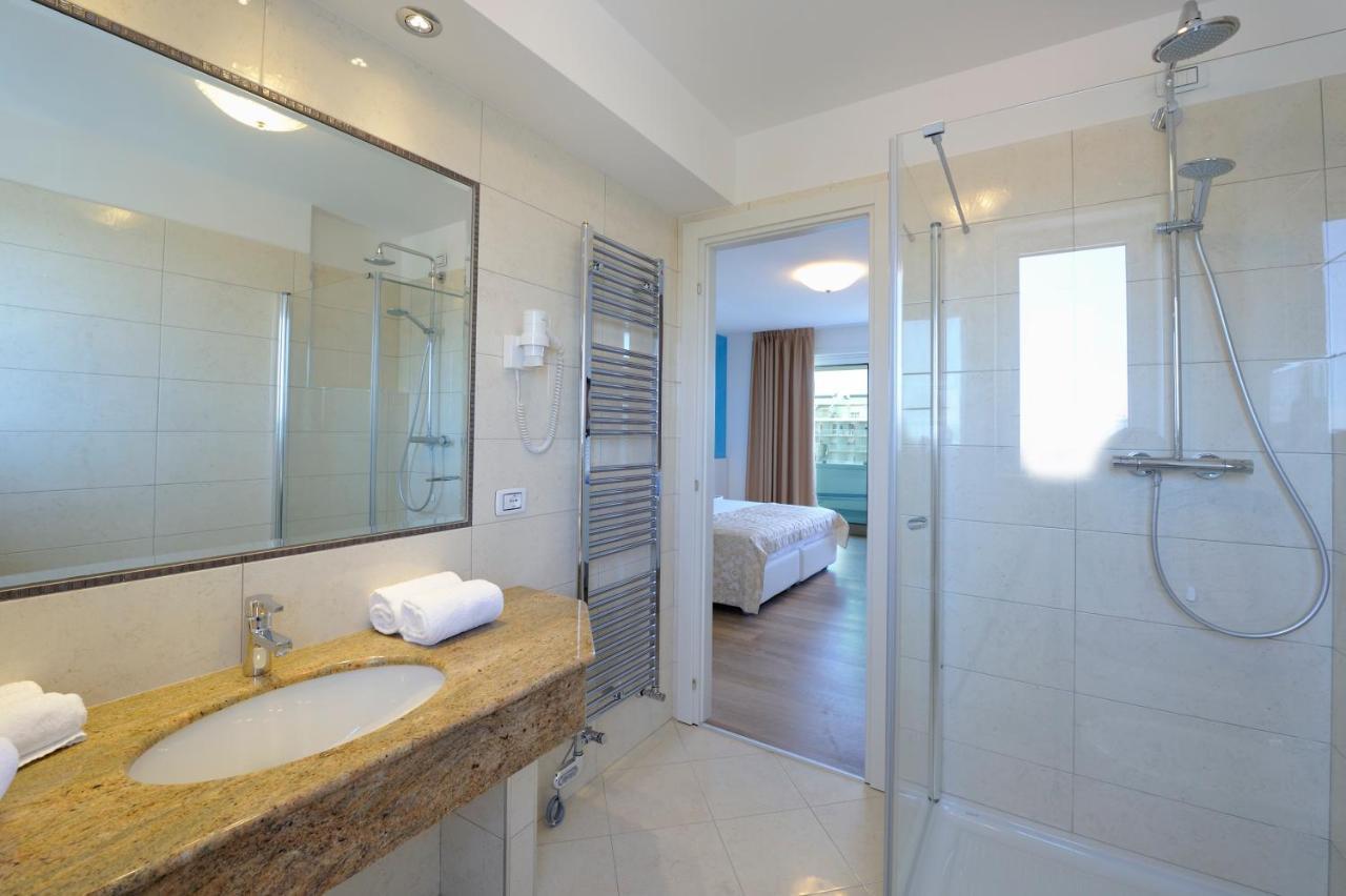 Superior Double or Twin Room Side Sea View,1417267398:JPEG