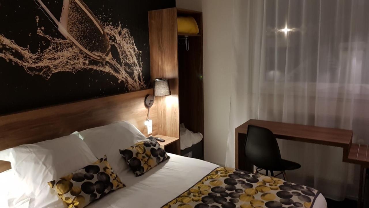 Standard Double Room,746918915:JPEG