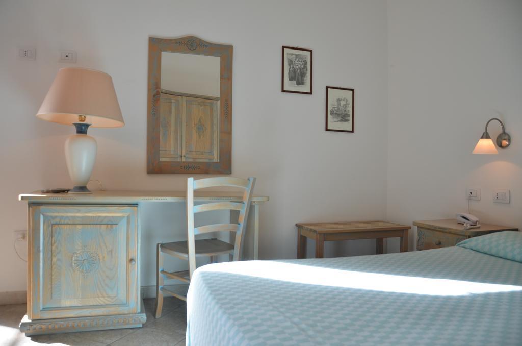 Double or Twin Room,258089105:JPEG