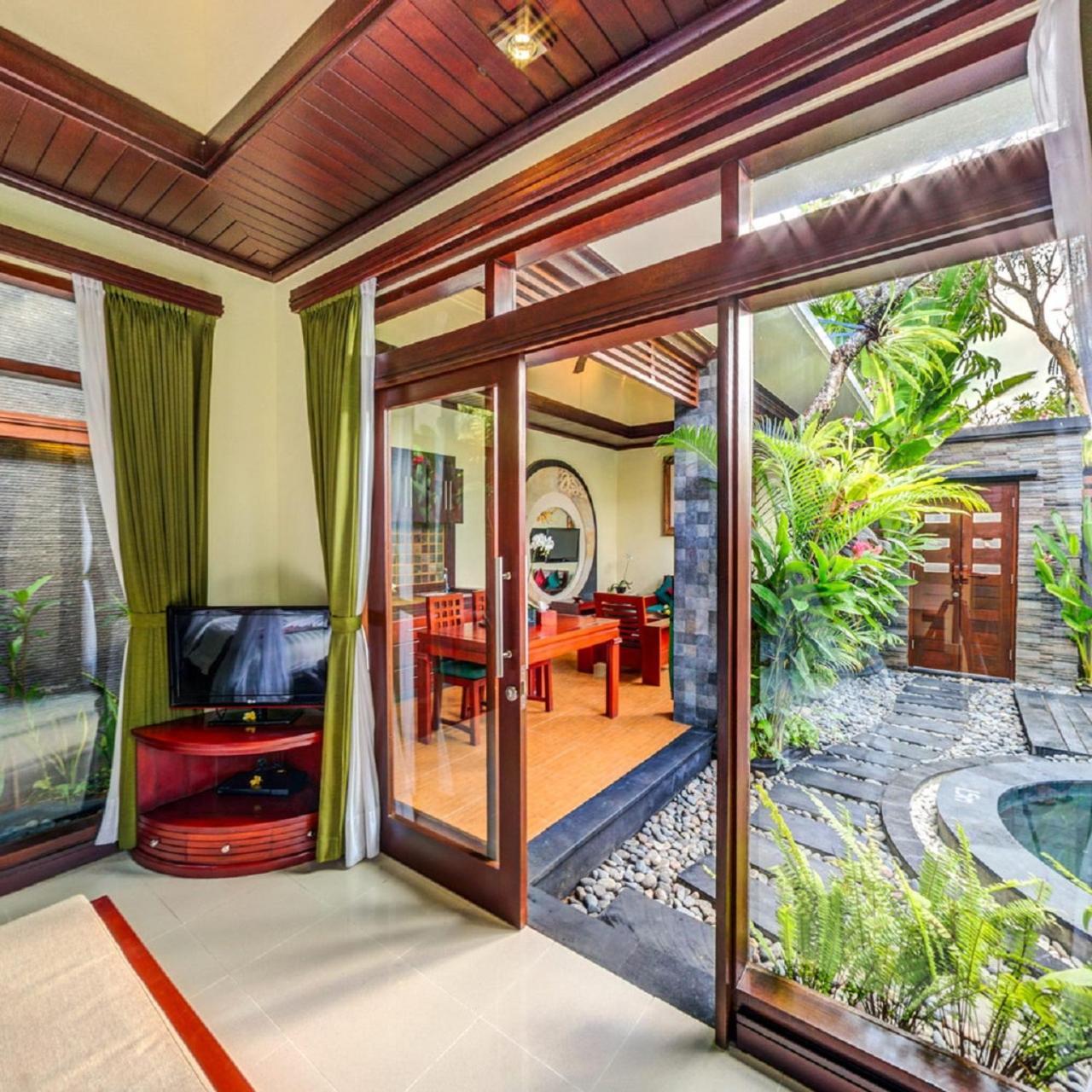 One-Bedroom Villa Private Pool