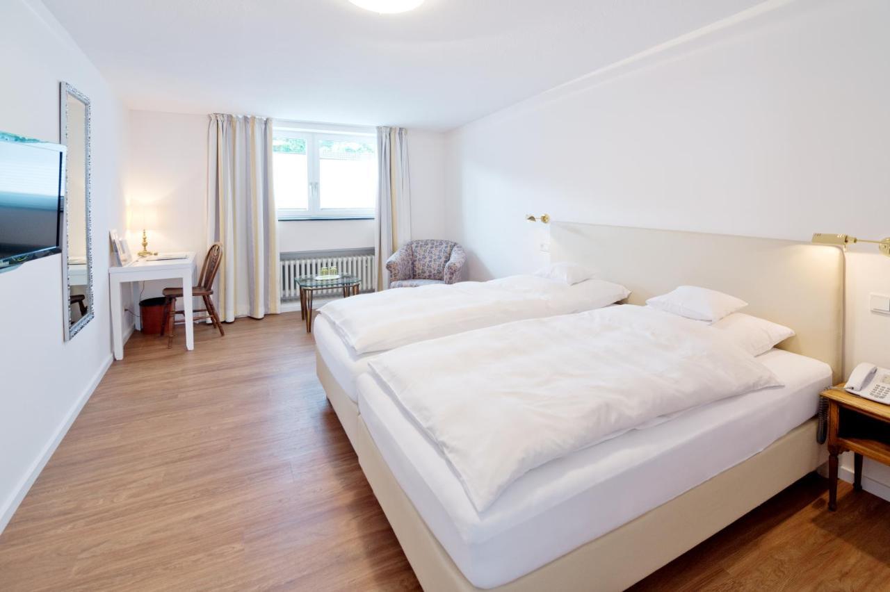 Classic Double Room,747365867:JPEG