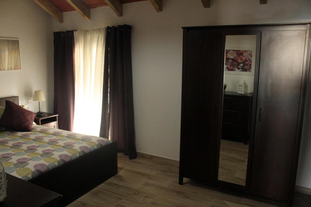 Three-Bedroom Apartment,747383063:JPEG