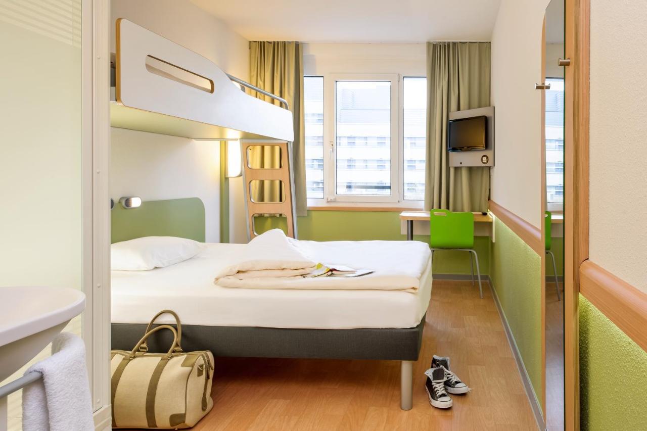 Standard Double Room,747857846:JPEG