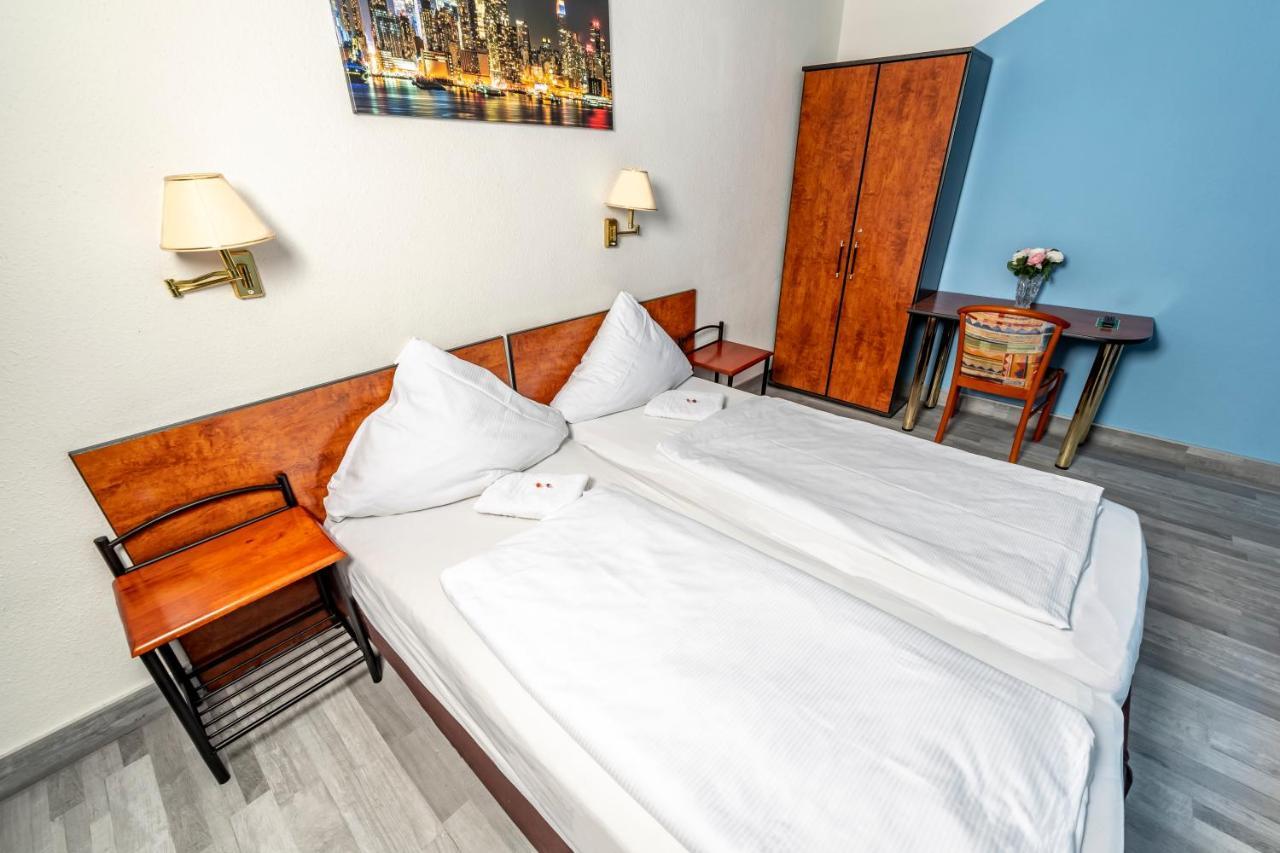Double Room,749522033:JPEG