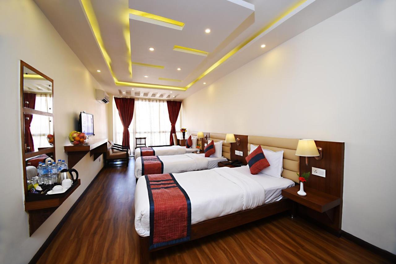 Deluxe Triple Room Complimentary Airport Pick up or Drop,749731898:JPEG
