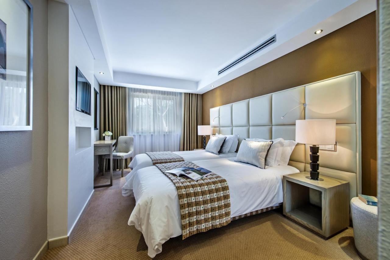 Two-Bedroom Apartment D,749865971:JPEG