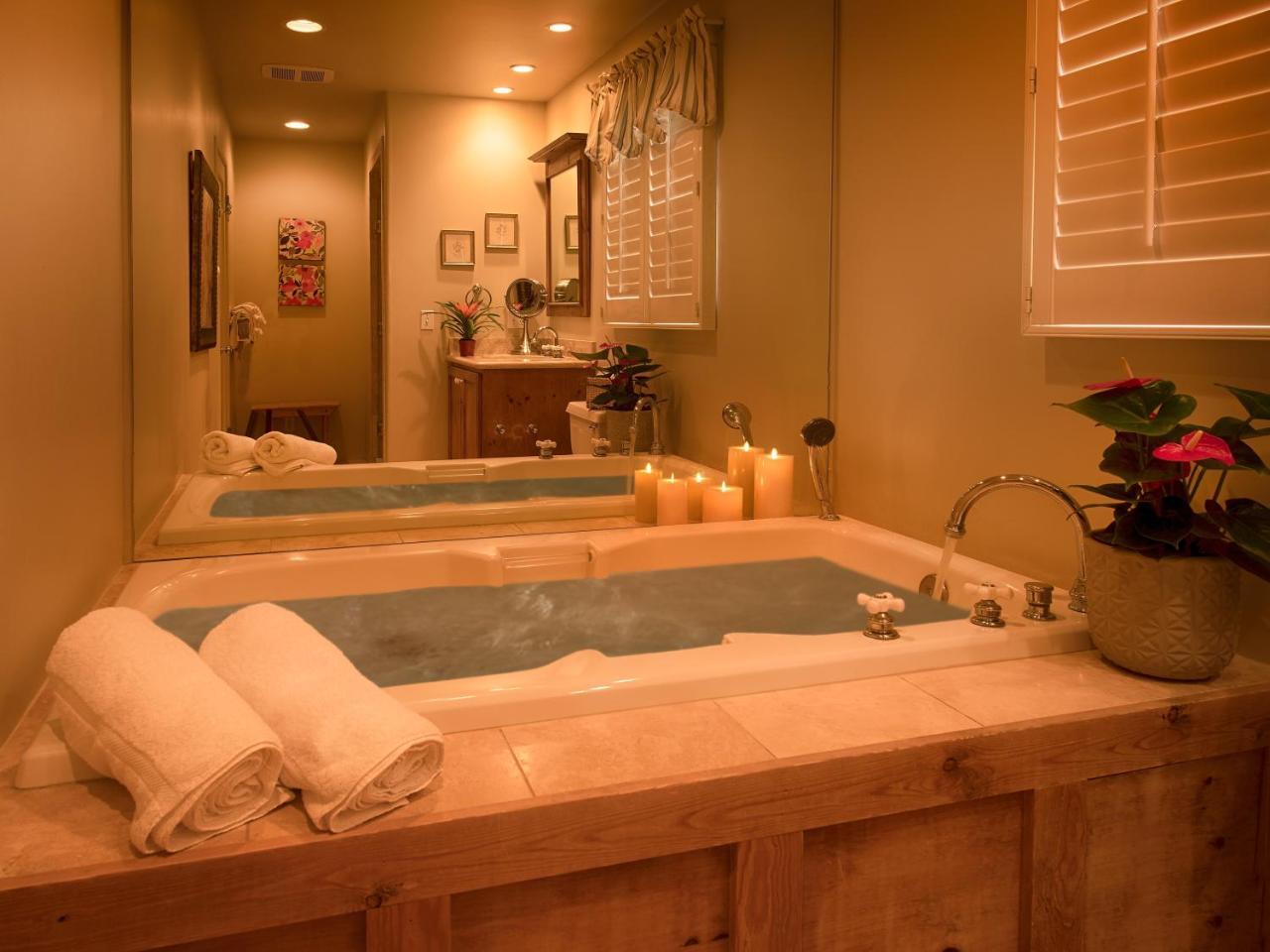 Deluxe King Suite,750011144:JPEG