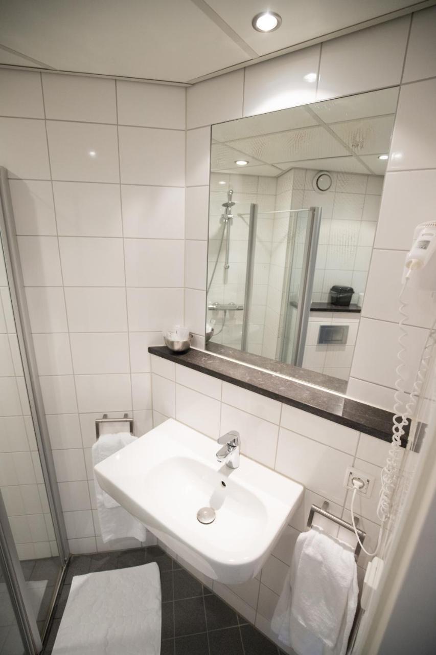 Large Twin Room
