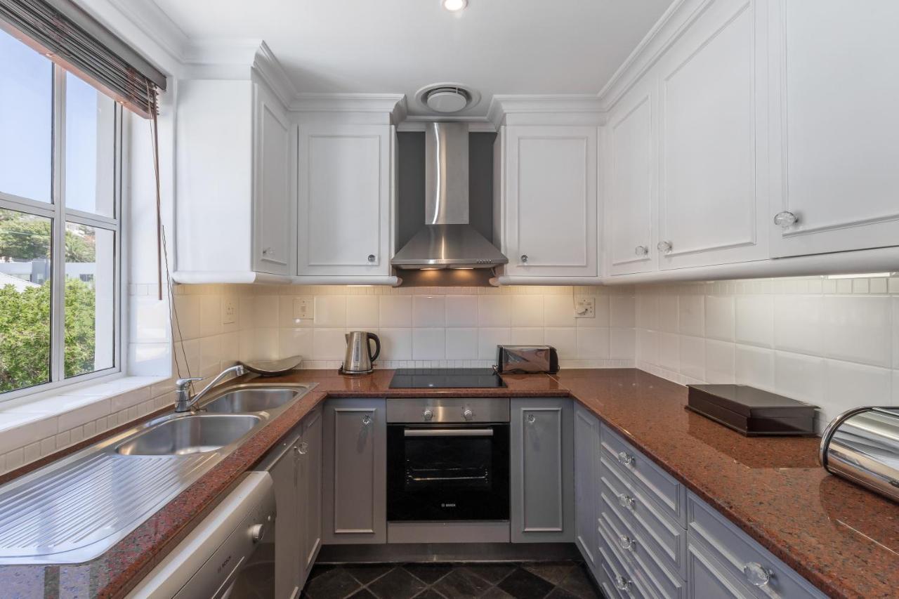 Two Bedroom Apartment Terrace,750278927:JPEG