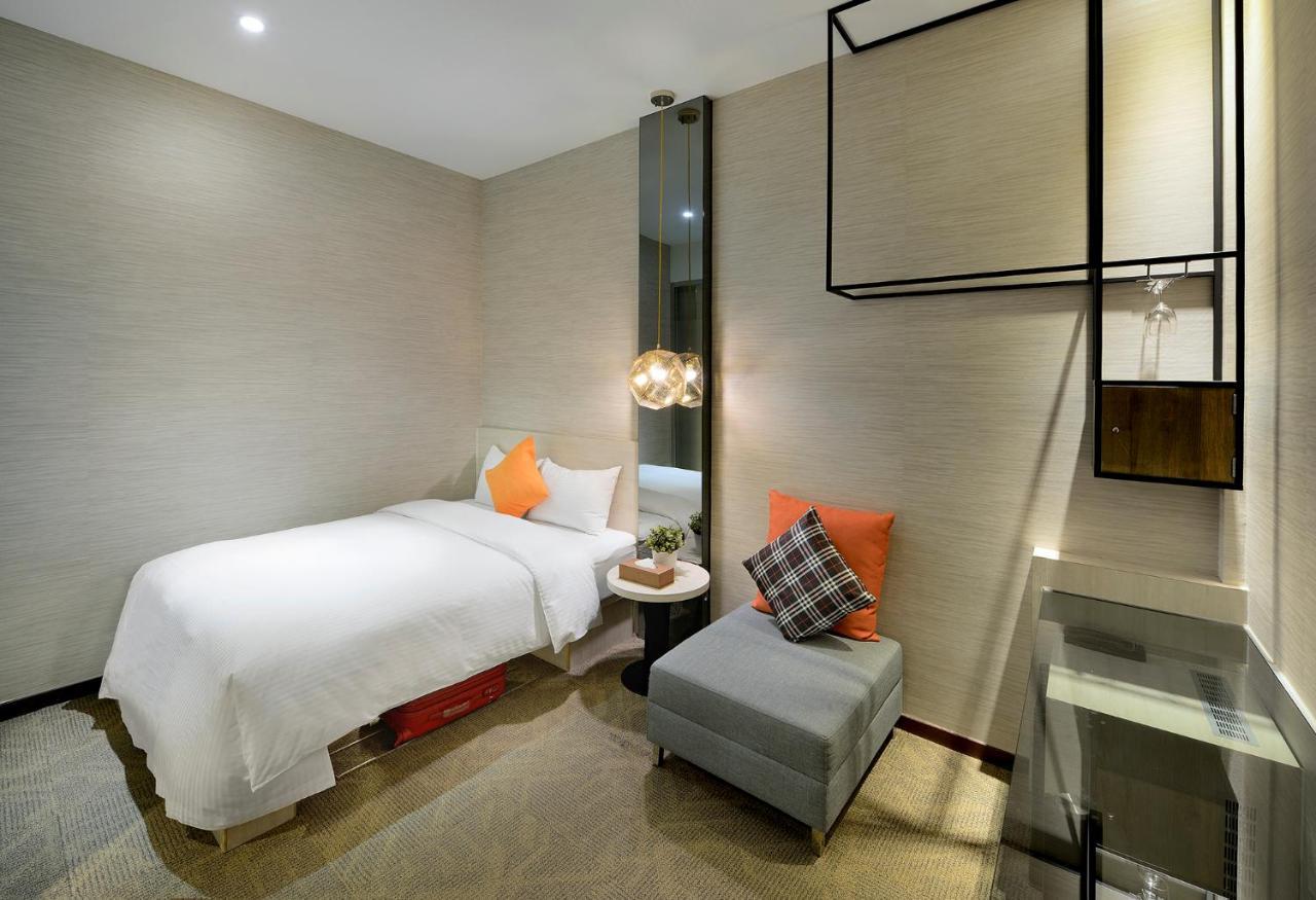 Standard Double Room No Window