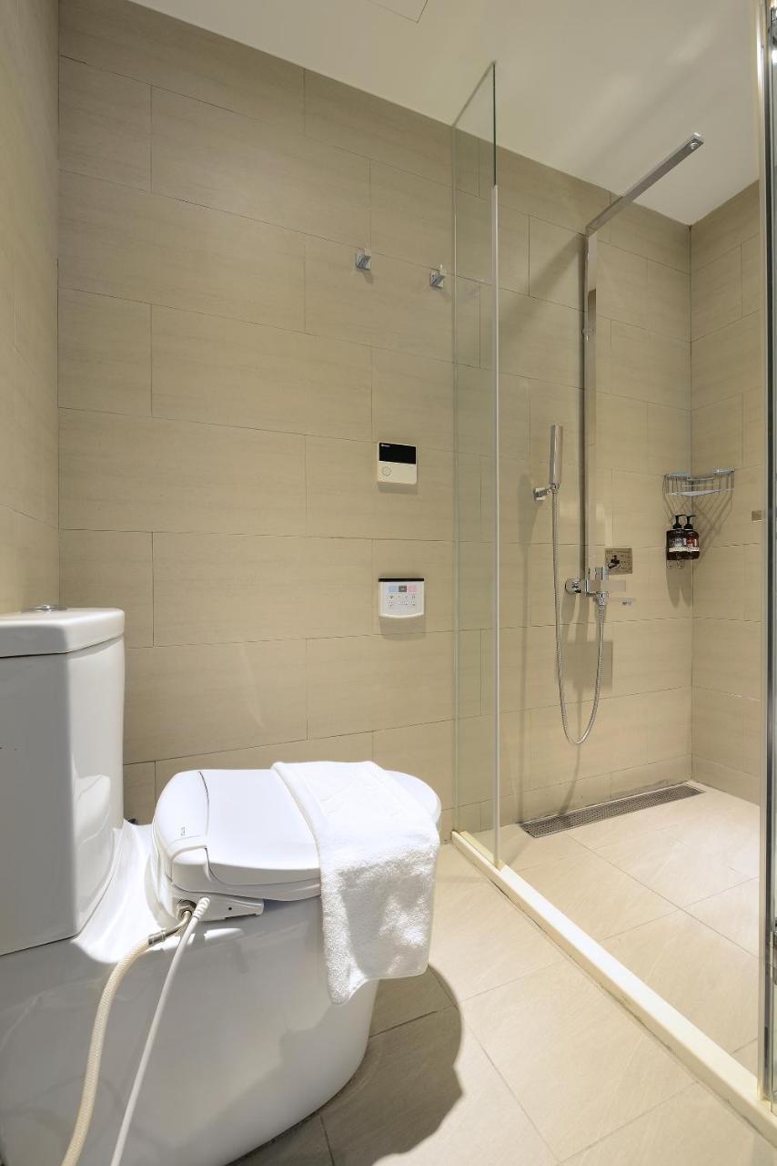 Standard Double Room No Window