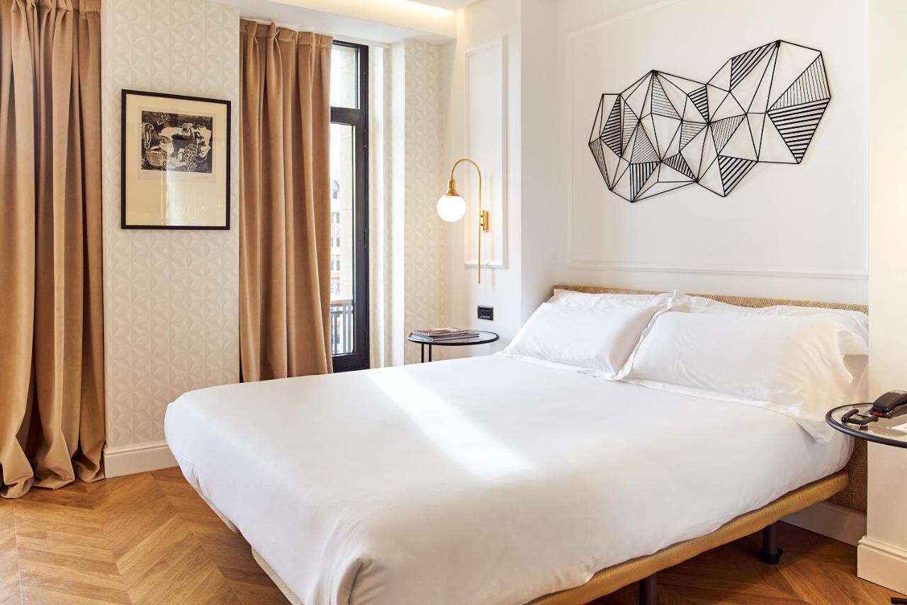 Single Room,752538164:JPEG