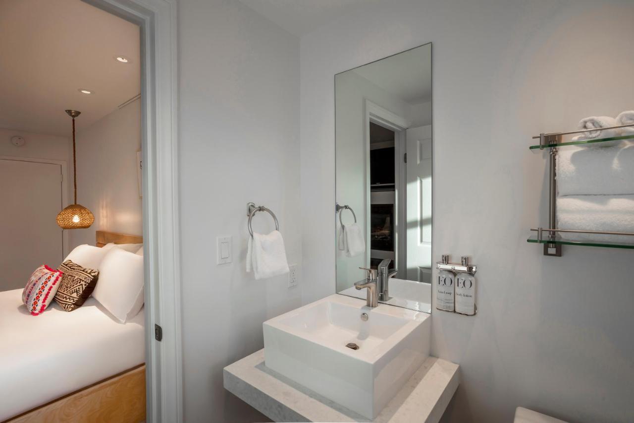 Double Queen Room Pool View