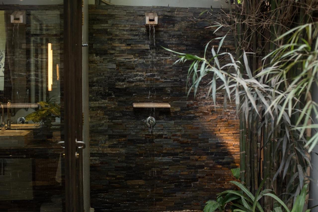 Bungalow Suite