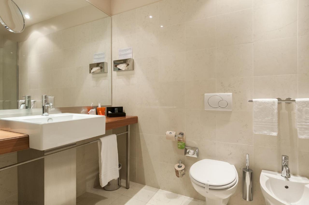 Standard Double or Twin Room,1218437173:JPEG