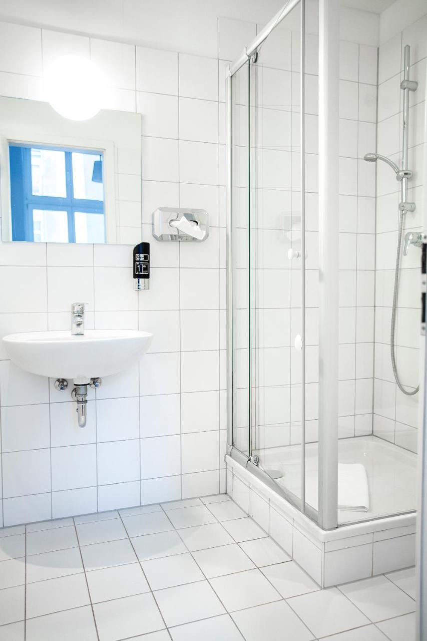Standard Double or Twin Room Private external Bathroom