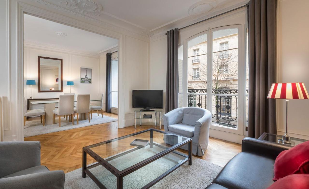 Classic Three-Bedroom Apartment,753306404:JPEG