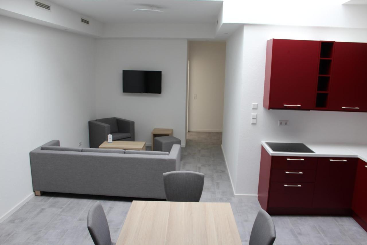 Three-Bedroom Apartment High Floor,754381630:JPEG