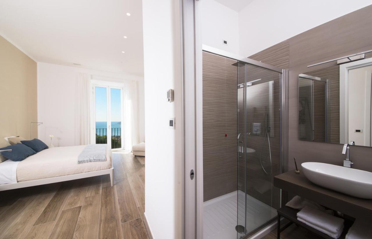 Deluxe Double Room Balcony Sea View