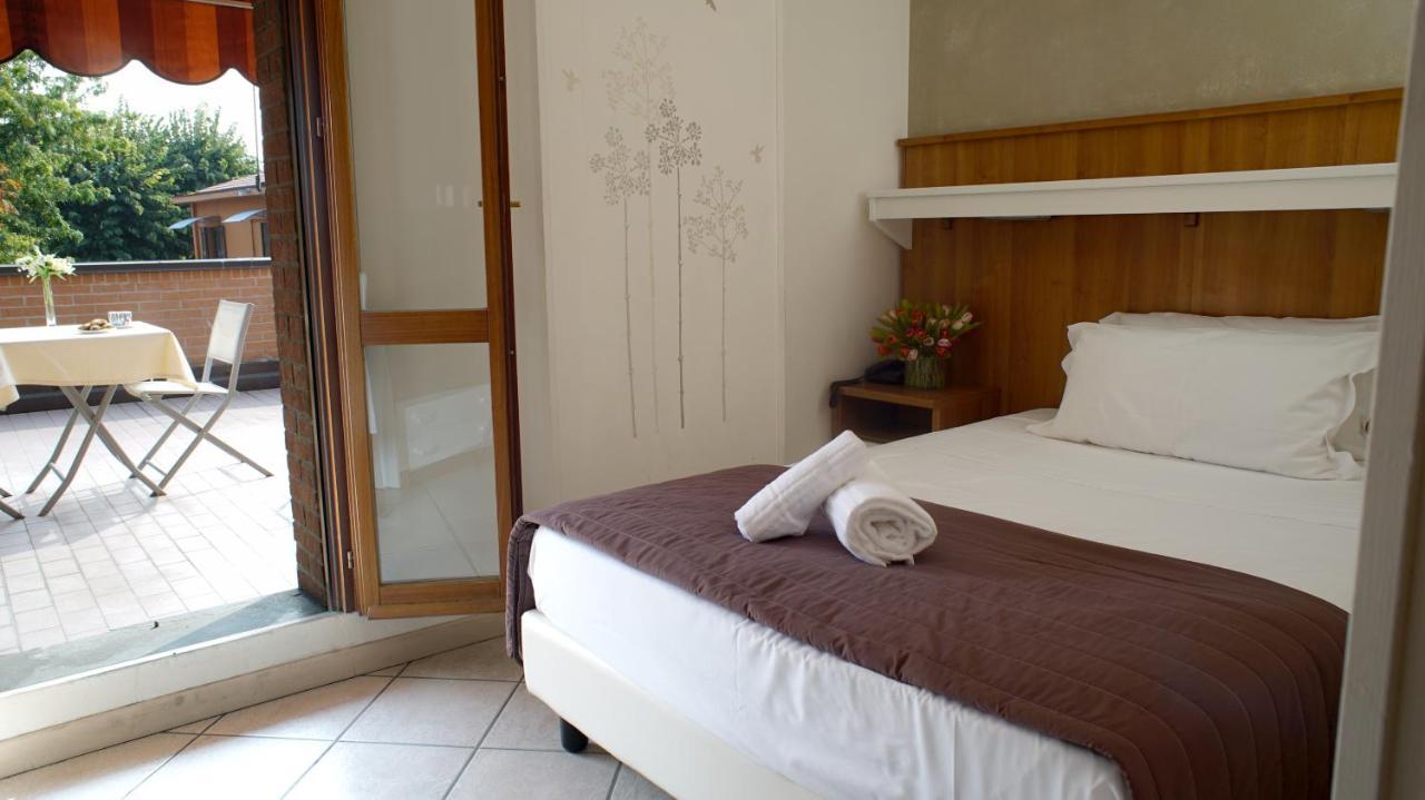 Standard Single Room,893186971:JPEG