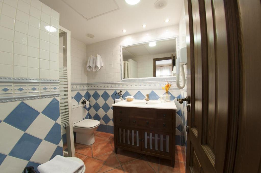 Triple Room,757129018:JPEG