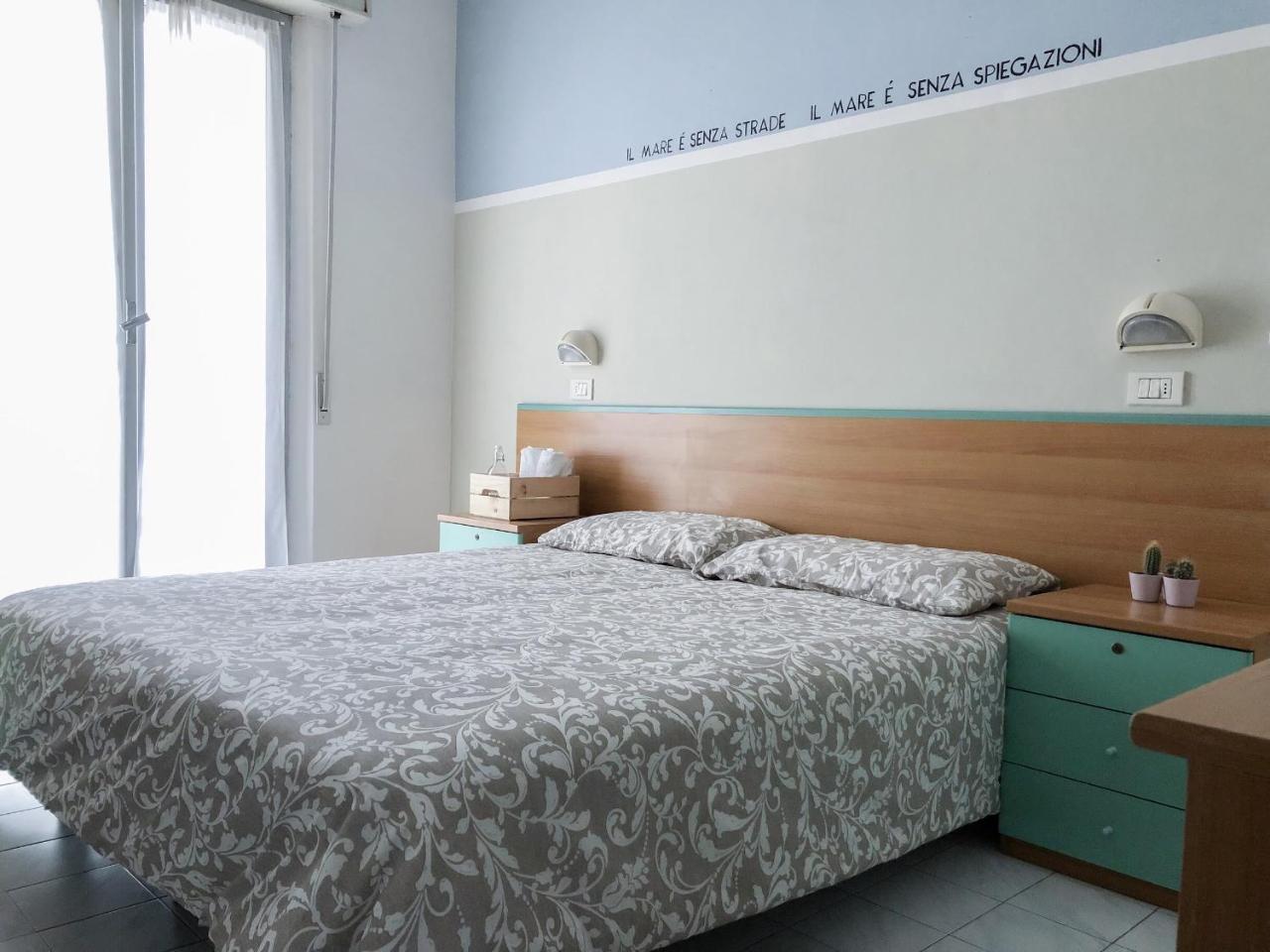 Standard Double Room,757098199:JPEG