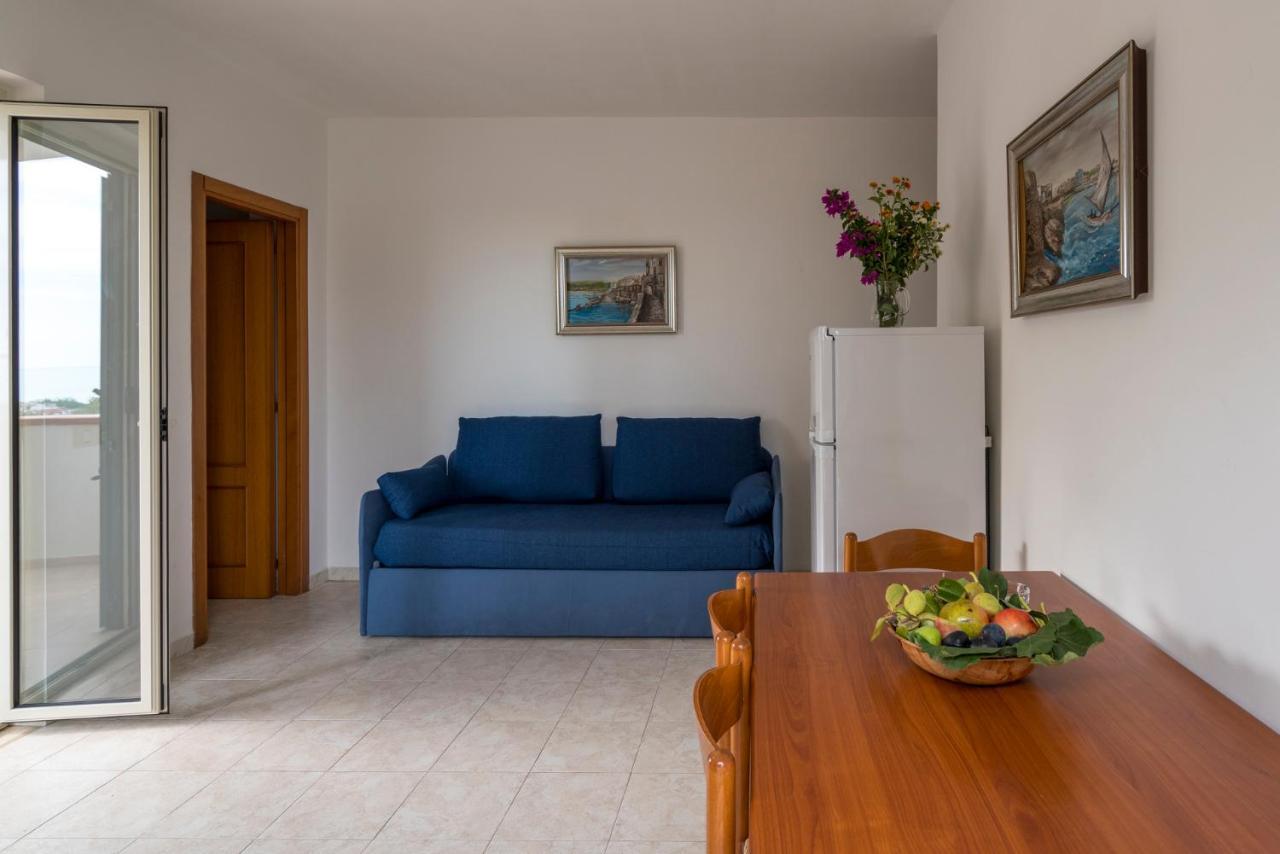 One-Bedroom Apartment Terrace