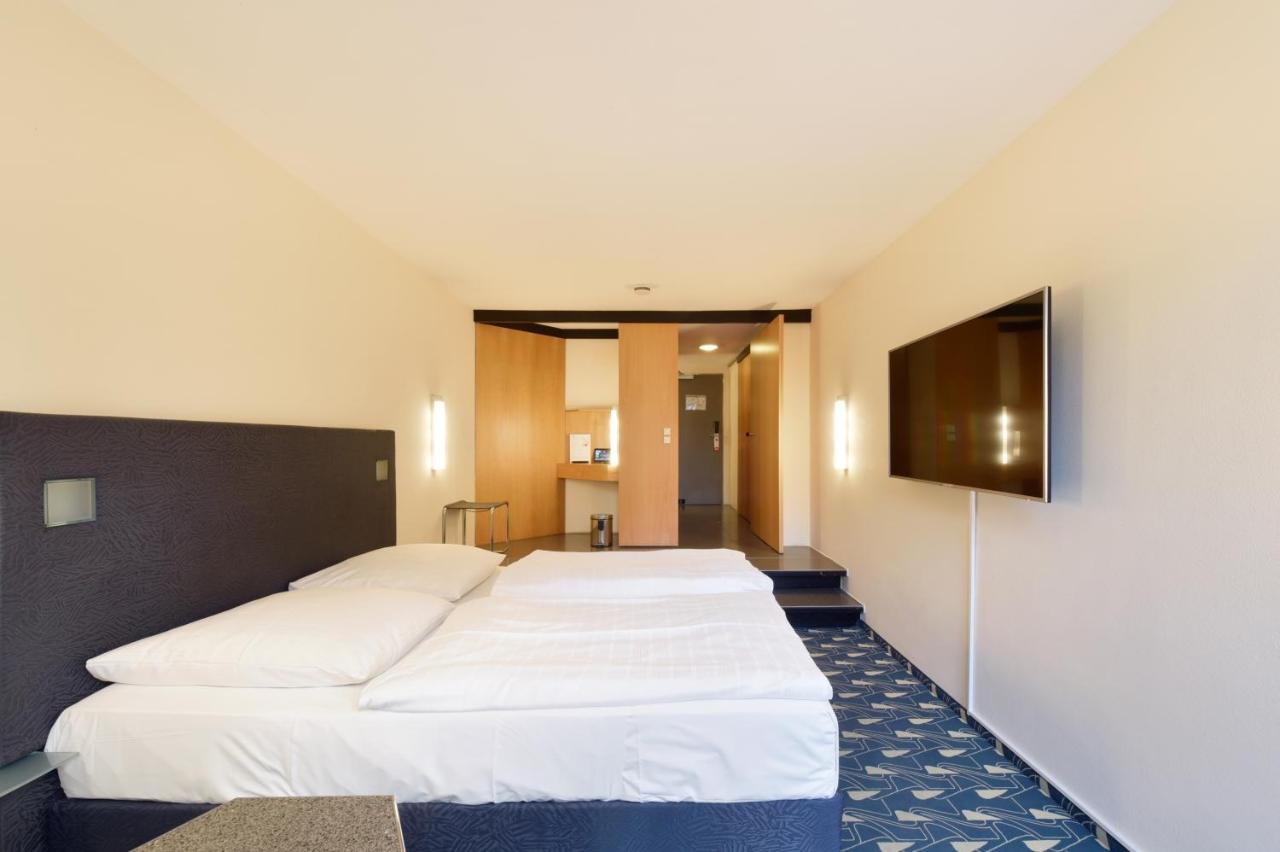 Double or Twin Room,757845079:JPEG