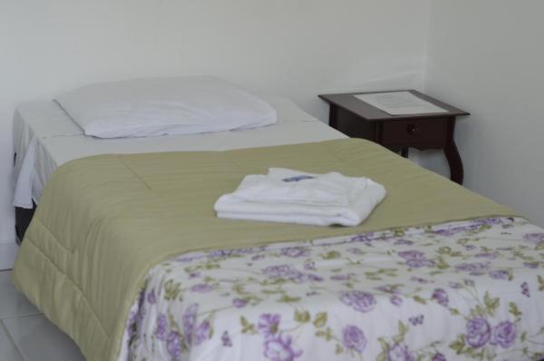 Single Room,640436394:JPEG