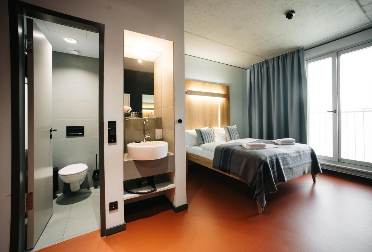 Standard Double Room,758892928:JPEG