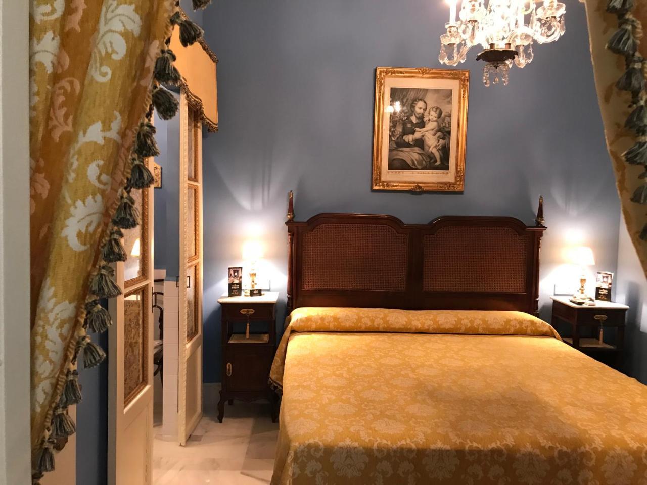 Standard Double Room,759002305:JPEG