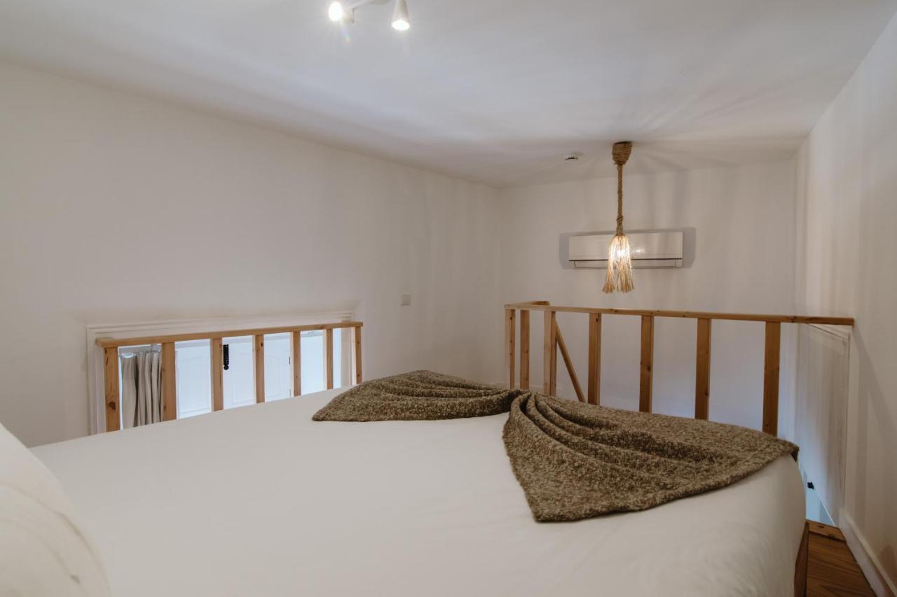 Large Double Room,758958493:JPEG
